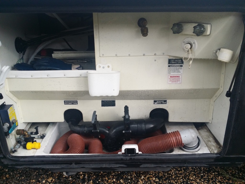 2004 Gulf Stream Atrium -121