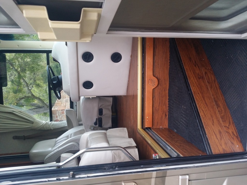 2004 Gulf Stream Atrium -160