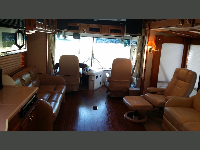 2004 Gulf Stream Atrium 8411 -039