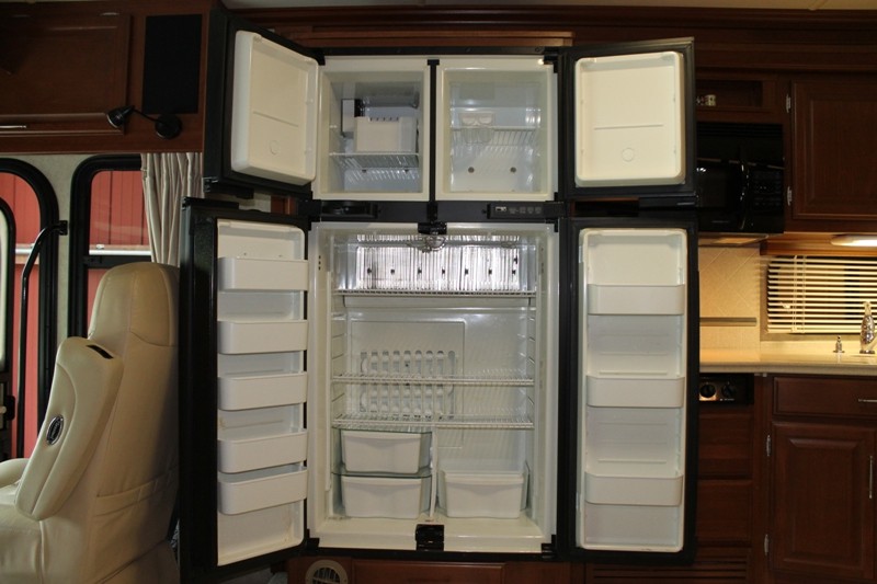 2008 Fleetwood Discovery 40X -008