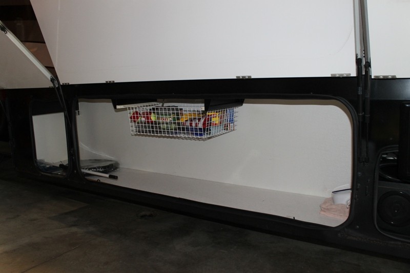 2008 Fleetwood Discovery 40X -025