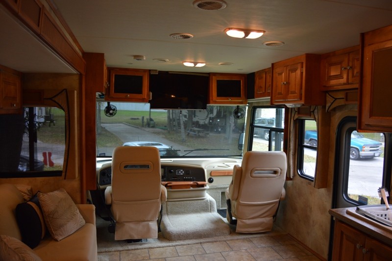 2011 Tiffin Allegro Open Road 32BA - 009