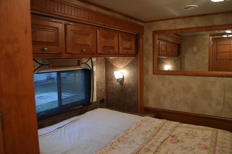 2011 Tiffin Allegro Open Road 32BA - 018