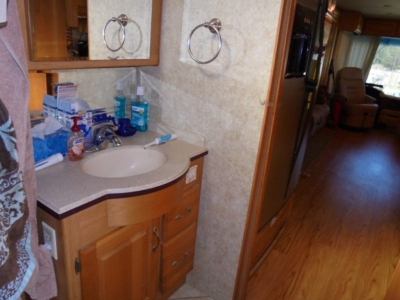 2006 Holiday Rambler Endeavor 40PDQ - 008