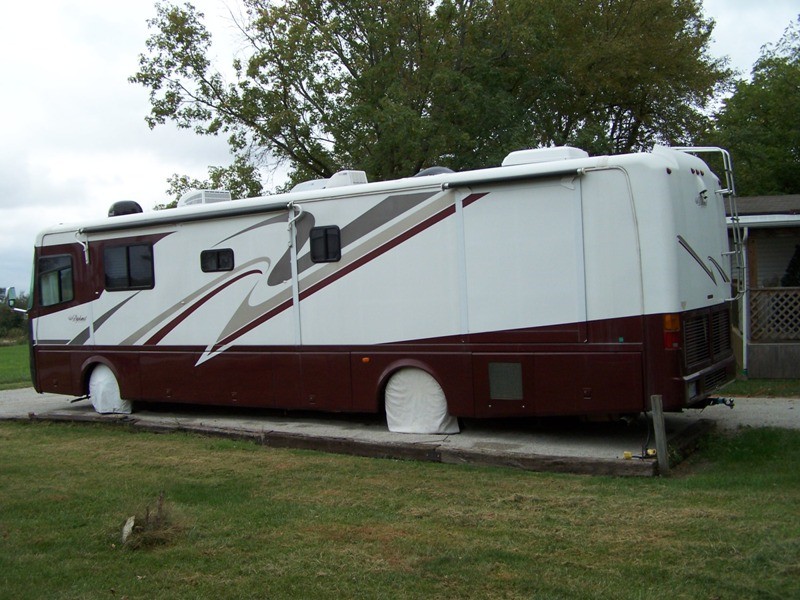 2000 Monaco Diplomat 38D - 002