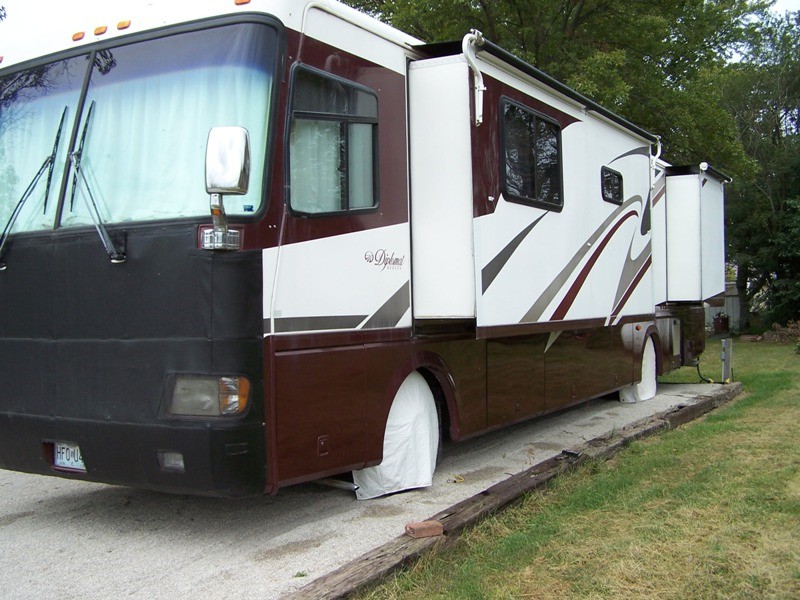 2000 Monaco Diplomat 38D - 003