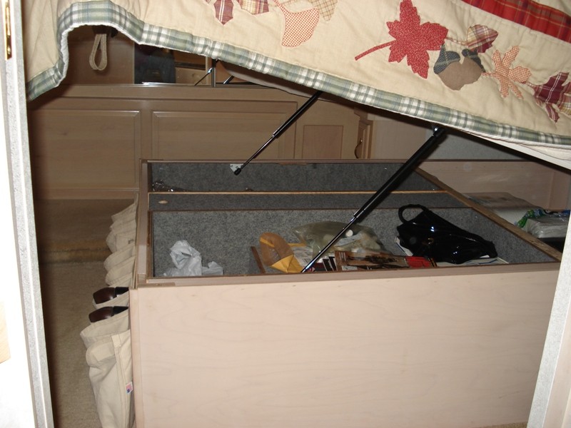 2001 Newmar Dutch Star - 028