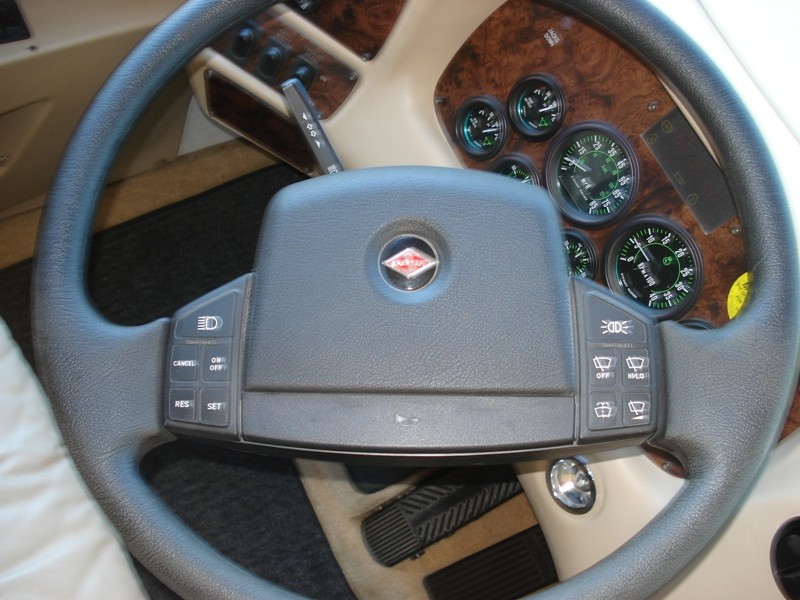 2001 Newmar Dutch Star - 047