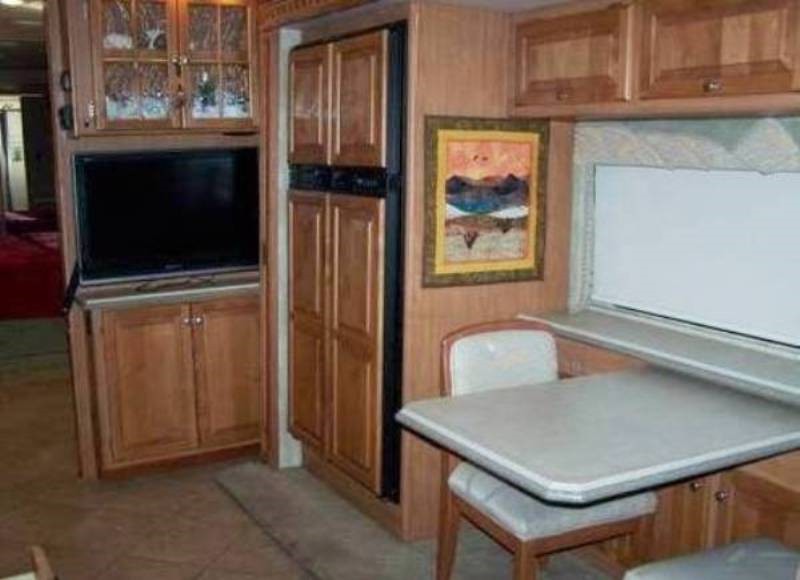 2008 Tiffin Phaeton 42QRH - 008