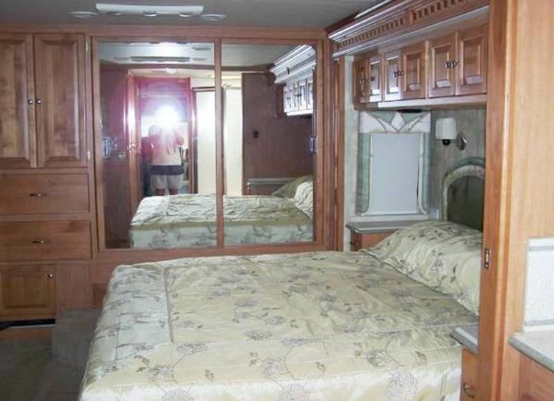 2008 Tiffin Phaeton 42QRH - 020