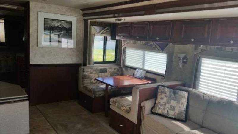 2006 Tiffin Allegro Bay 37DB - 006
