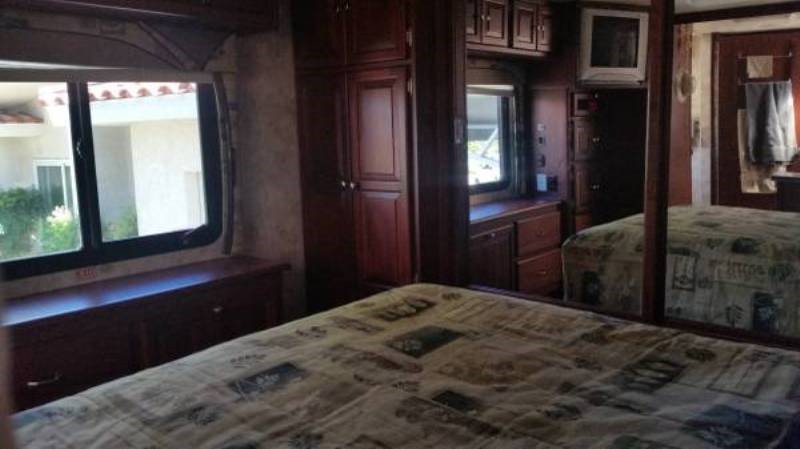2006 Tiffin Allegro Bay 37DB - 016