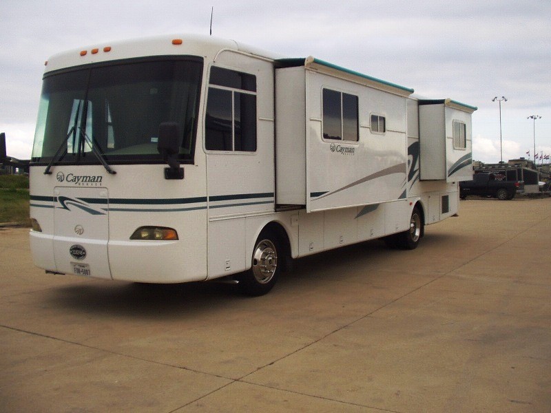 2002 Monaco Cayman 36PBD - 001