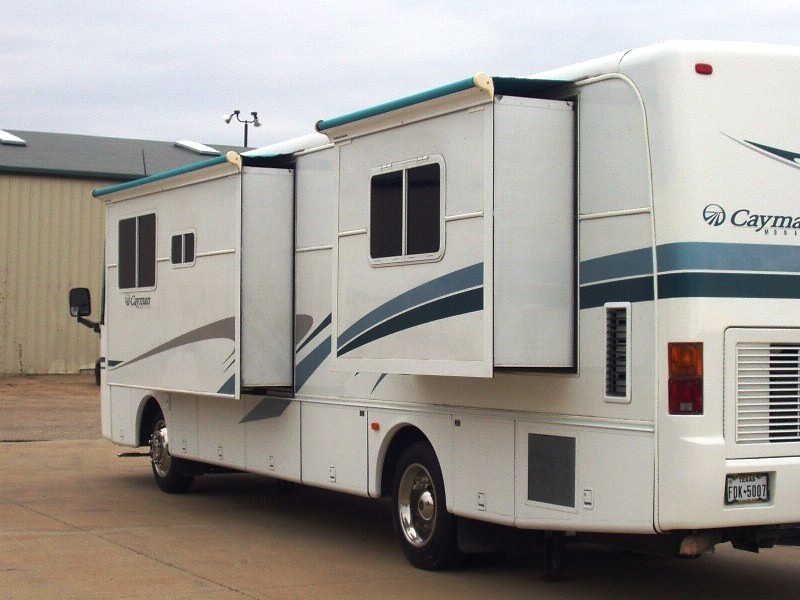 2002 Monaco Cayman 36PBD - 002