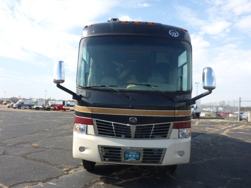 2011 Monaco Monarch 33SFS - 005