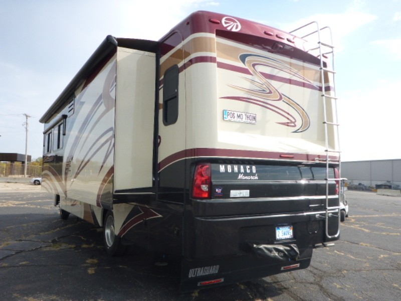 2011 Monaco Monarch 33SFS - 023