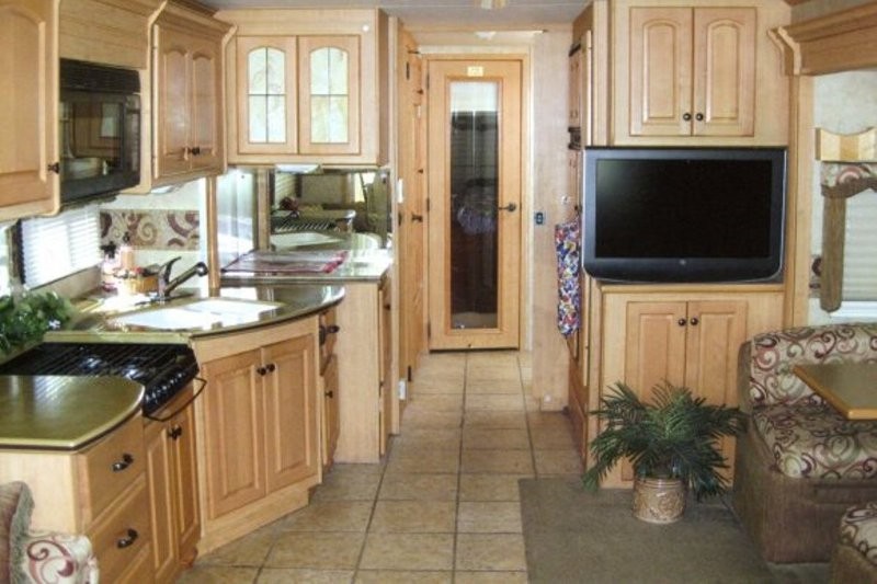 2007 Damon Astoria 3774 - 007