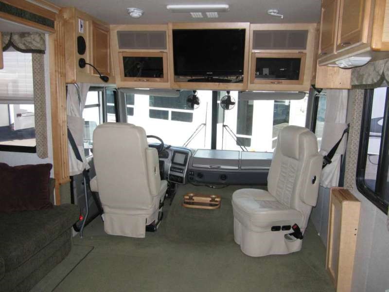 2005 Fleetwood Southwind 32VS -007