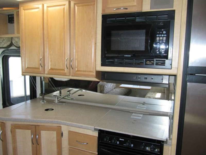 2005 Fleetwood Southwind 32VS -010