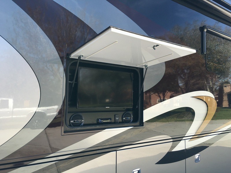 2013 Entegra Coach Cornerstone 45K - 018