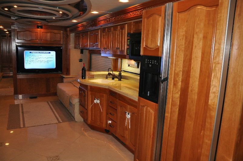 2008 Monaco Signature Buckingham IV - 004