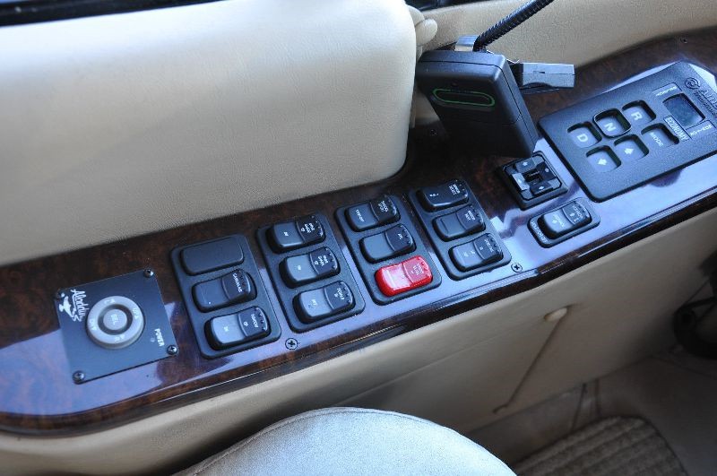 2008 Monaco Signature Buckingham IV - 021