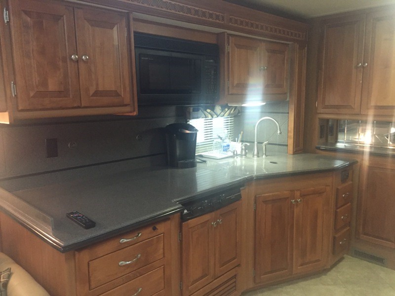 2008 Tiffin Phaeton 40QDH - 018