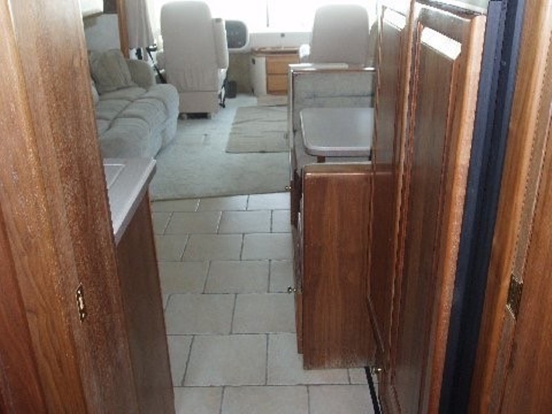 2002 Tiffin Allegro Bus - 015