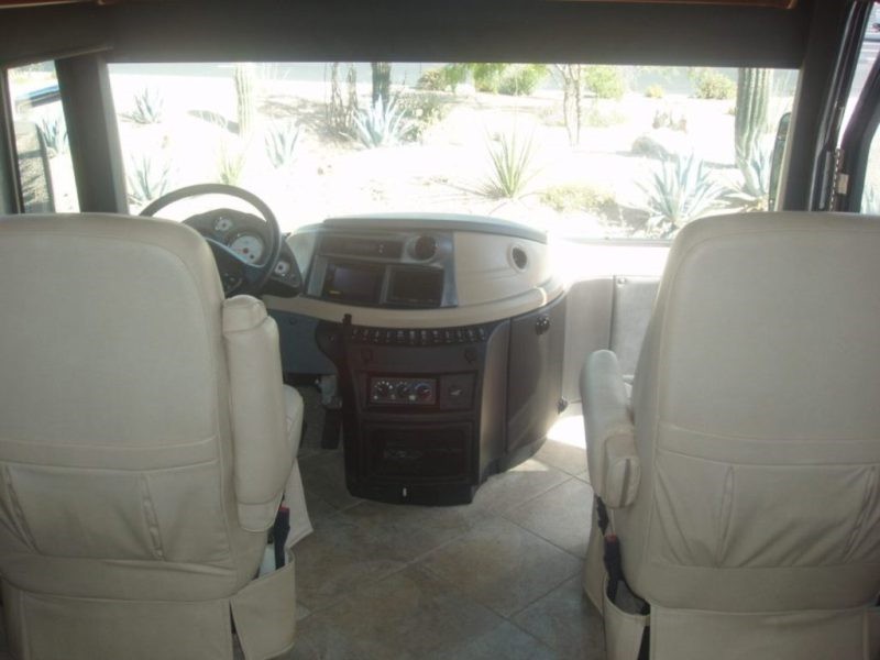 2012 American Coach American Revolution 42T - 019