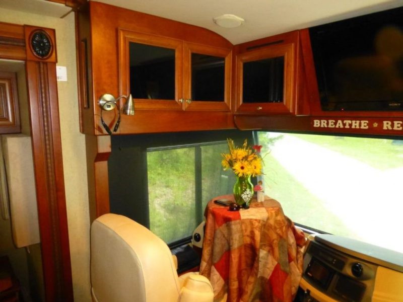 2012 American Coach American Revolution 42T - 033