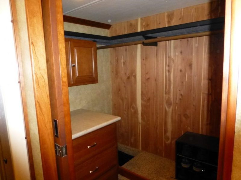 2012 American Coach American Revolution 42T - 037