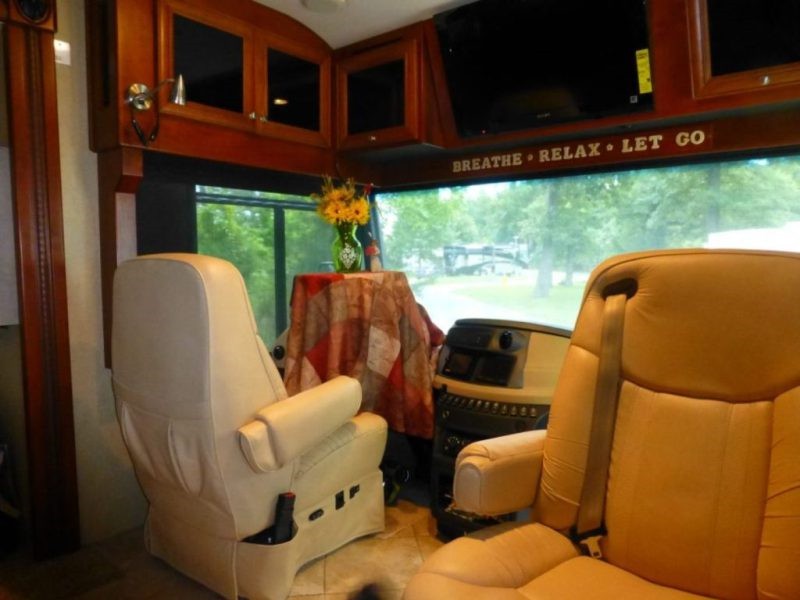 2012 American Coach American Revolution 42T - 045