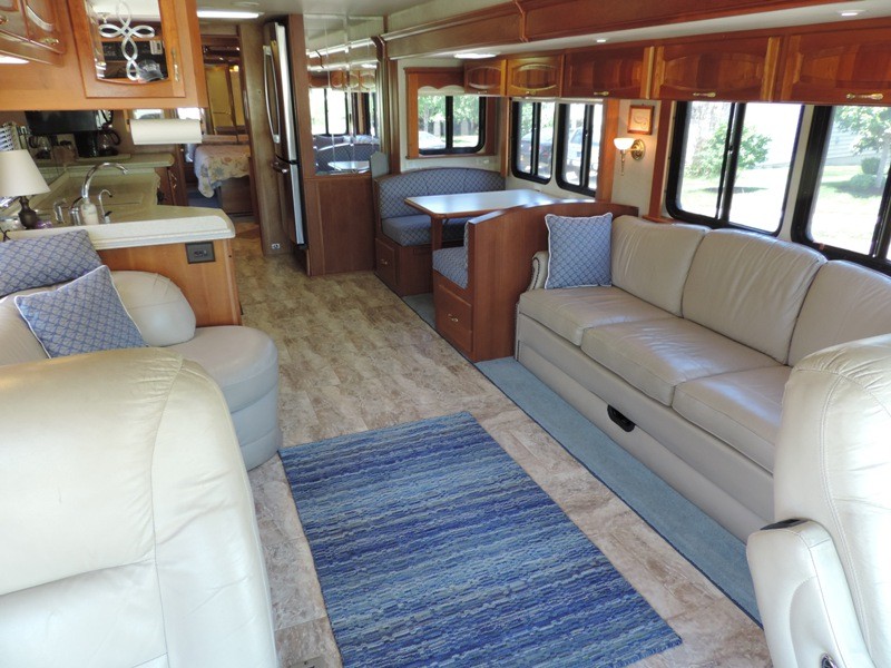 2004 Newmar Mountain Aire 4301 - 004