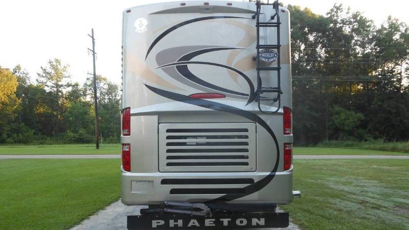 2008 Tiffin Phaeton 42QRH - 004