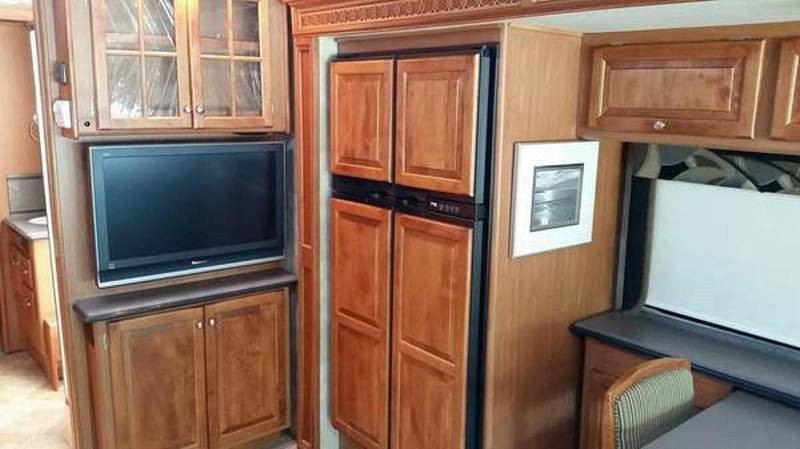 2008 Tiffin Phaeton 42QRH - 007