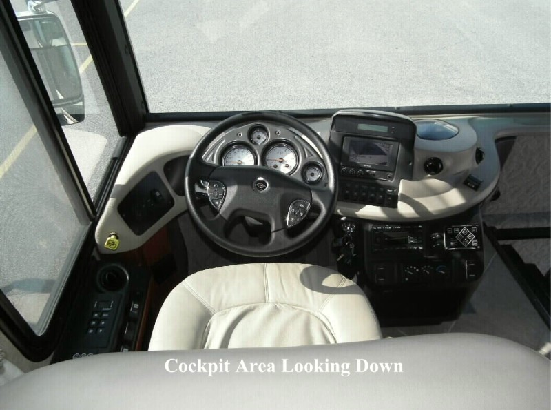 2007 Fleetwood Revolution 42N - 037