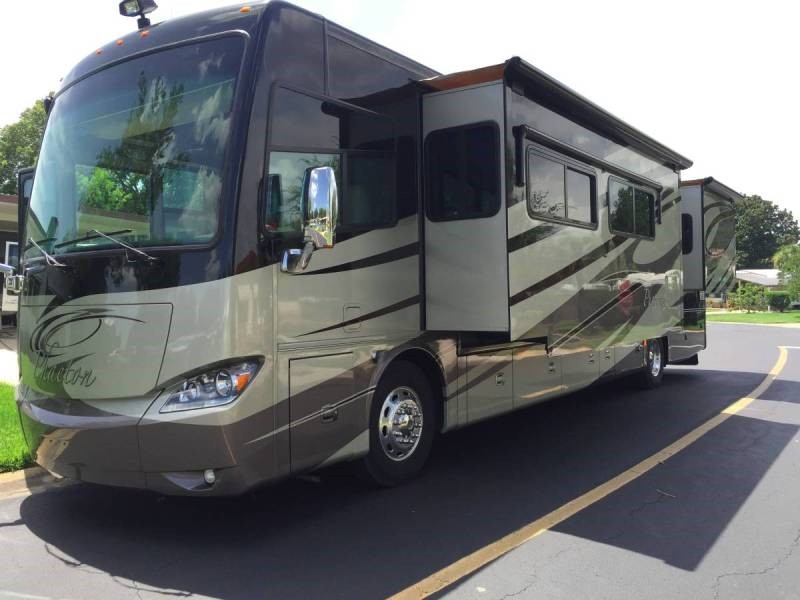 2012 Tiffin Phaeton 40QTH - 004