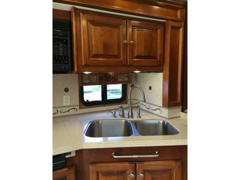 2012 Tiffin Phaeton 40QTH - 015