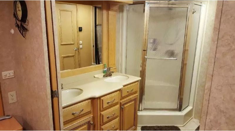 2008 Travel Supreme Envoy 42DL24 - 011