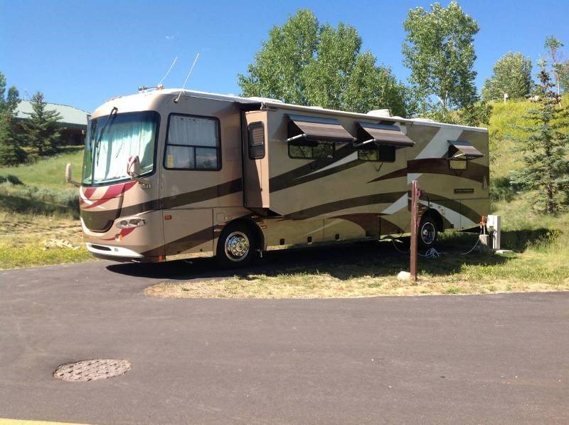 2004 Coachmen Cross Country - 002