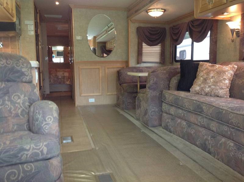 2004 Coachmen Cross Country - 007