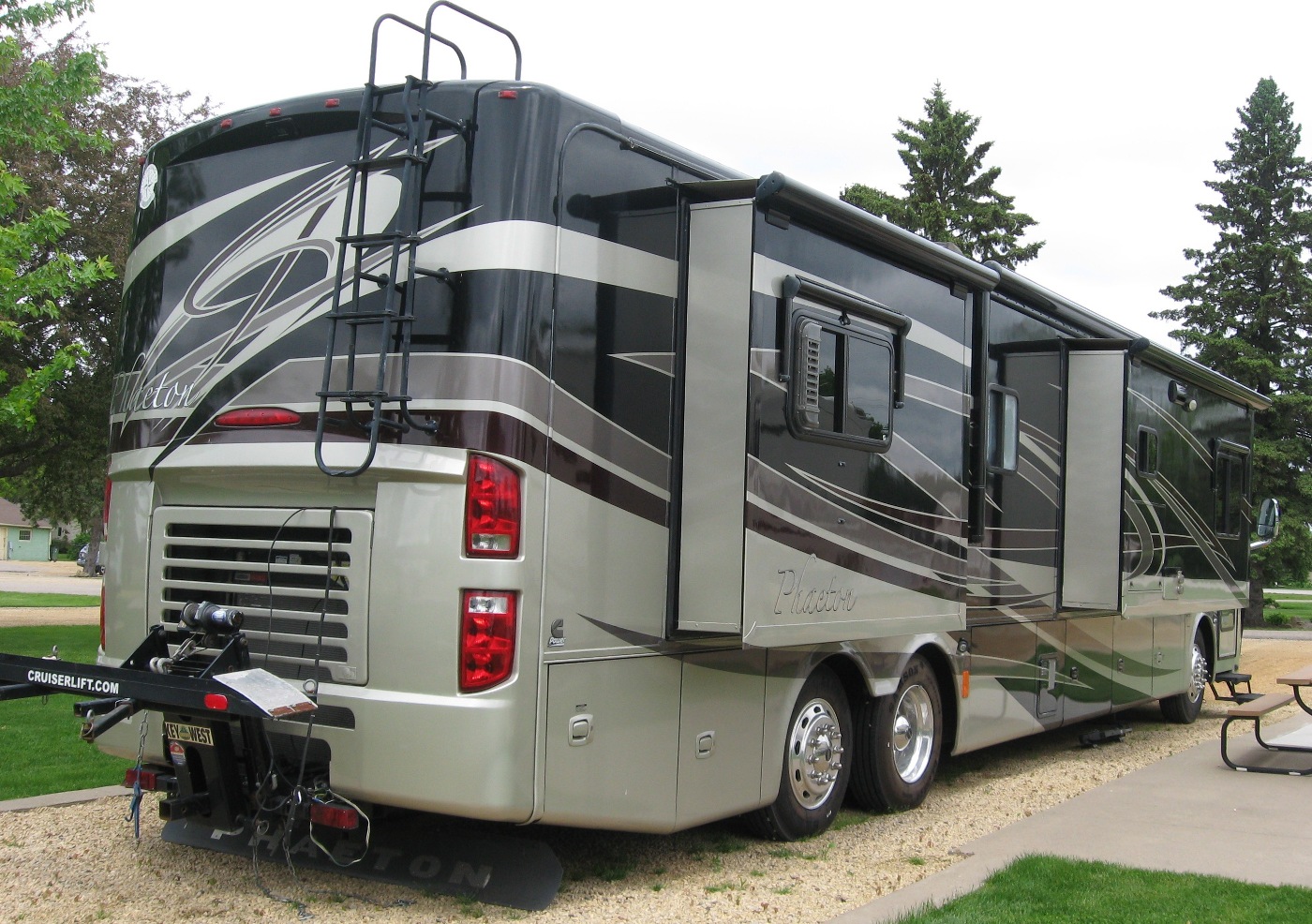 2009 Tiffin Phaeton 42QRH TIFFIN Motorhomes For Sale By Owner