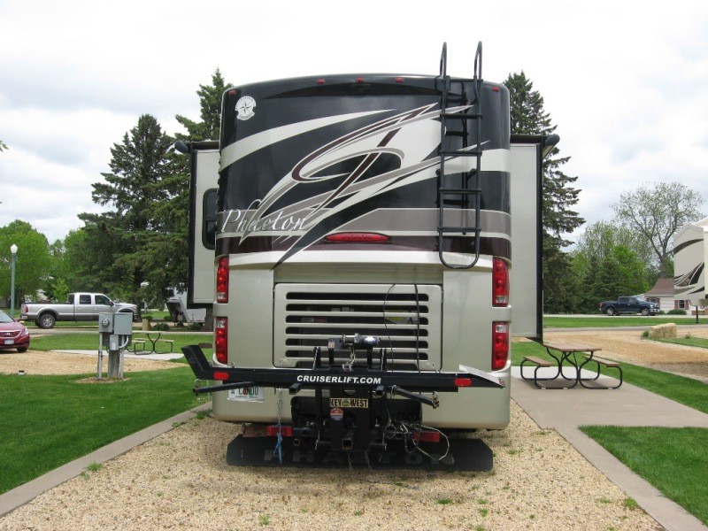 2009 Tiffin Phaeton 42QRH - 006