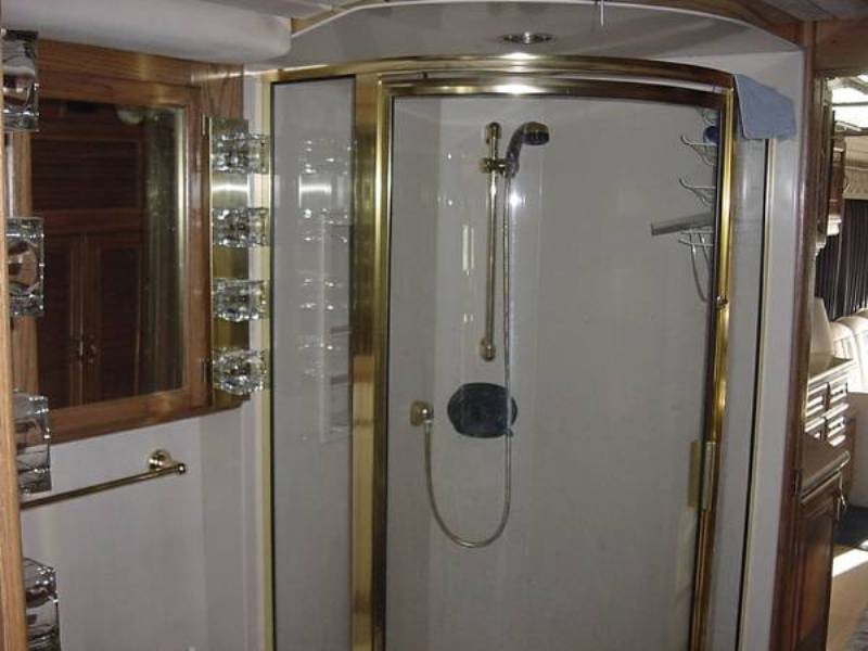 1993 Prevost Vogue Mitchell Conversion - 013