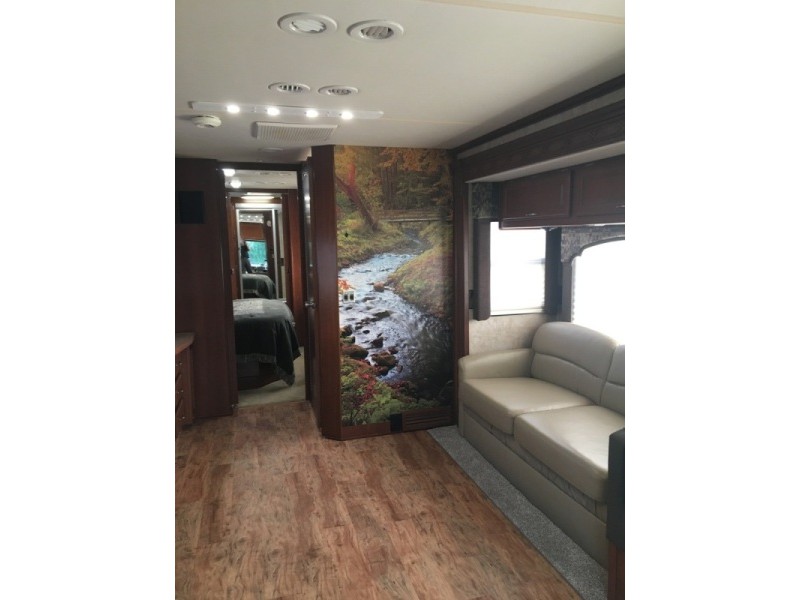 2008 Fleetwood Bounder 38F - 004