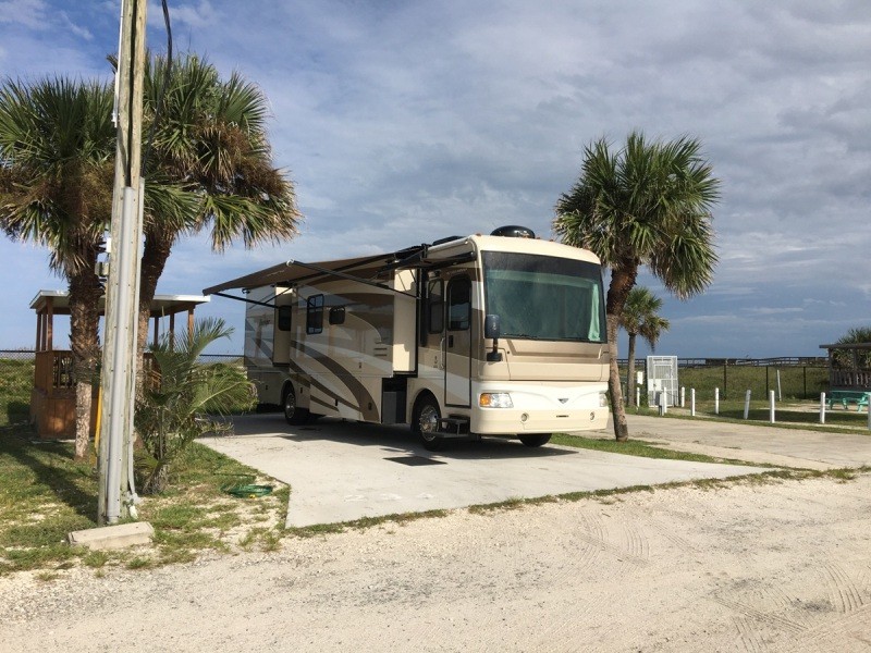 2008 Fleetwood Bounder 38F - 006