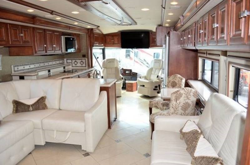 2013 Itasca Ellipse 42GD - 008