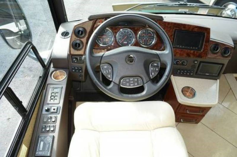 2013 Itasca Ellipse 42GD - 010