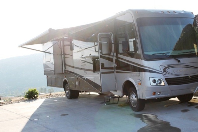 2013 Coachmen Mirada - 002