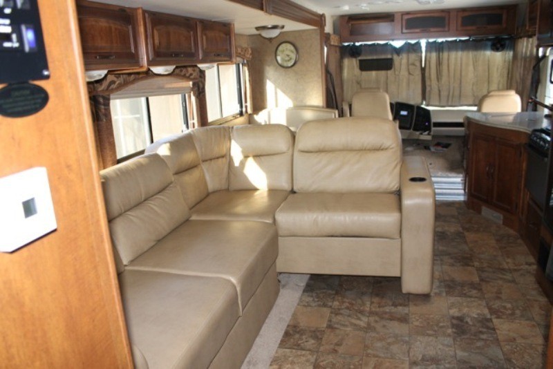 2013 Coachmen Mirada - 006